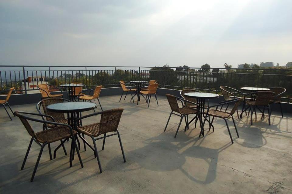 Amoory Venice Bandung Exterior photo